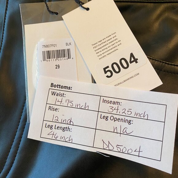 NWT 7 For All Mankind Super Stretch Boot Cut Black Faux Leather Pants, size 29 - Picture 5 of 8